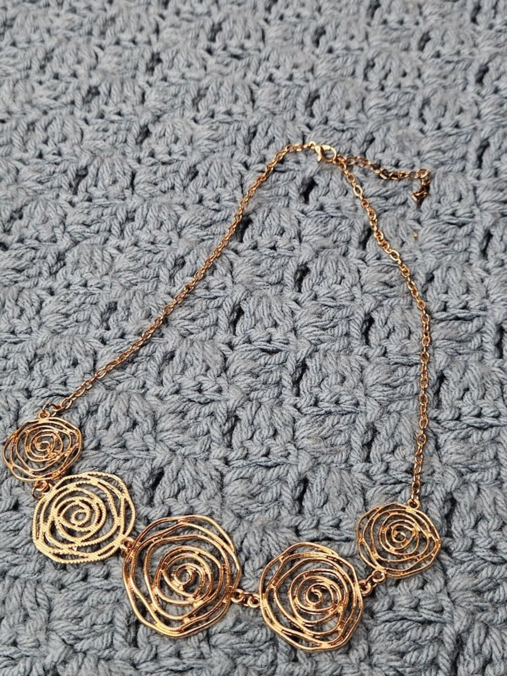 Goldtone Abstract Roses Bib Necklace 18 - 21 inches Long